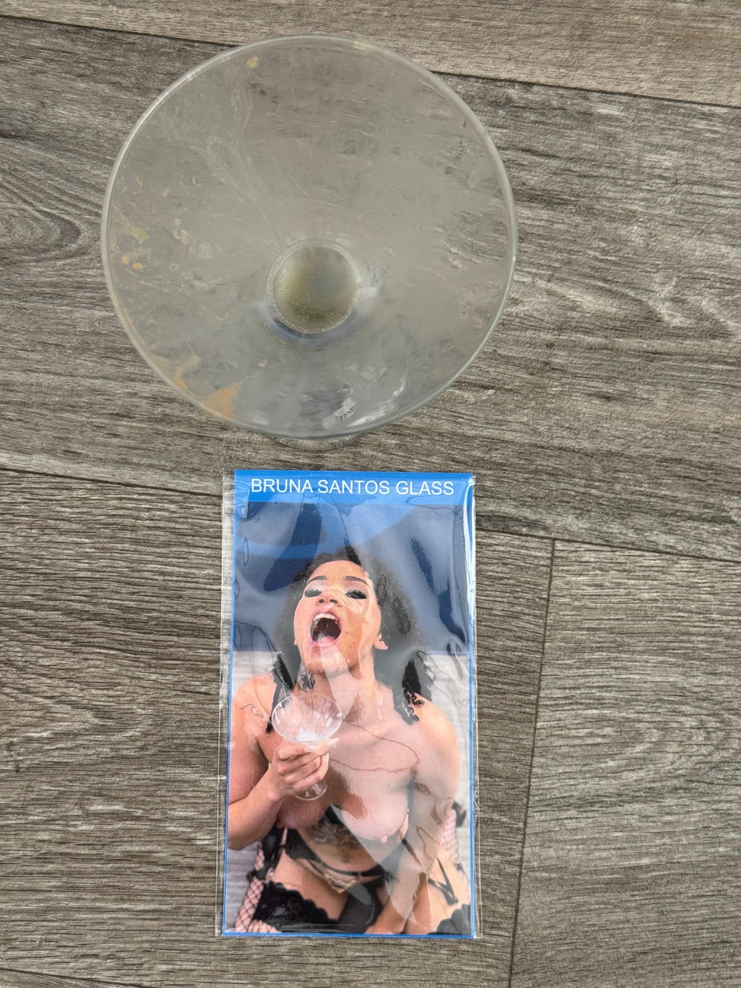 Bruna Santos Glass
