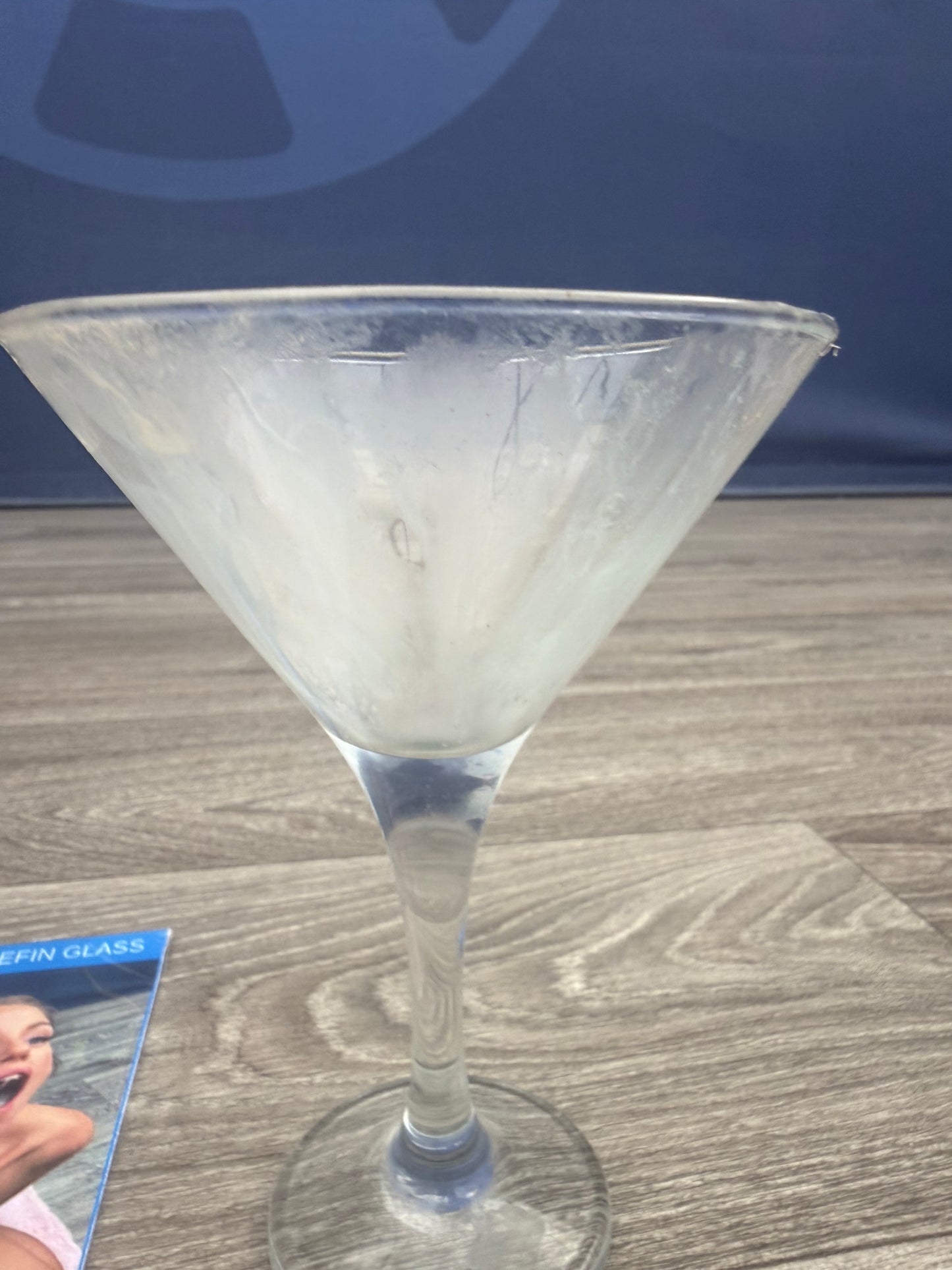 Rosa Josefin Glass